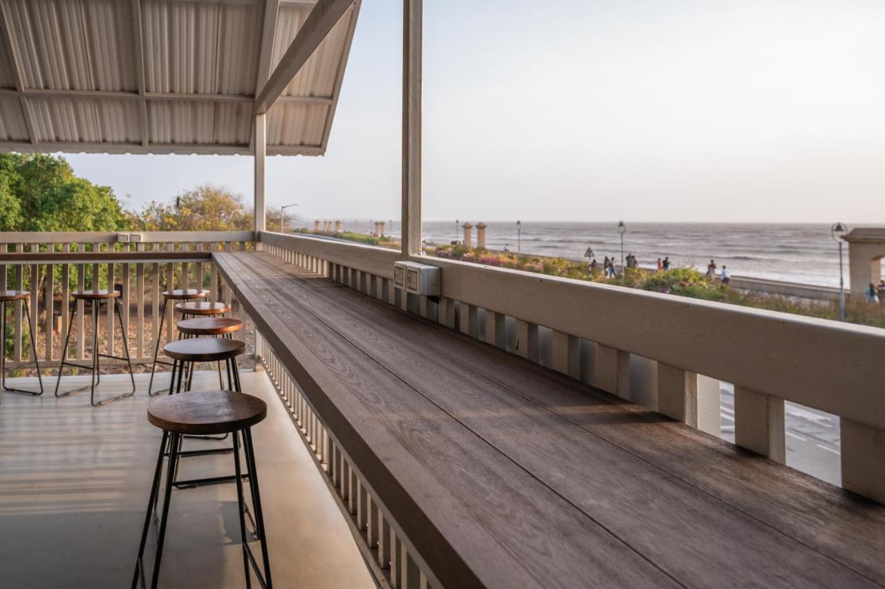 Praveg Beach Resort Daman Lighthouse Beach Kültér fotó